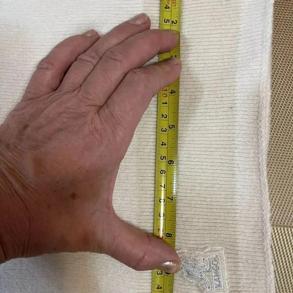 Kangol Womens Knit 💯 Wool  Scarf Wrap Cream Color 10”x41” - Picture 4 of 4